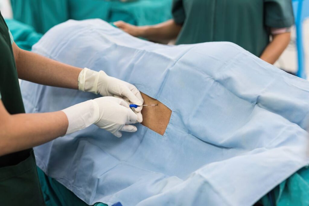 Positioning a Patient with a Broken Bone for Spinal Anesthesia
